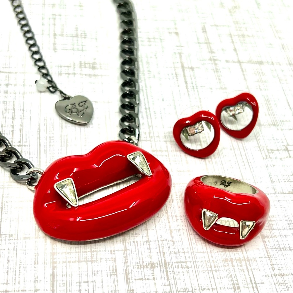 Betsey Johnson ‘Glampire’ Vampire Lips Jewelry Set HTF!